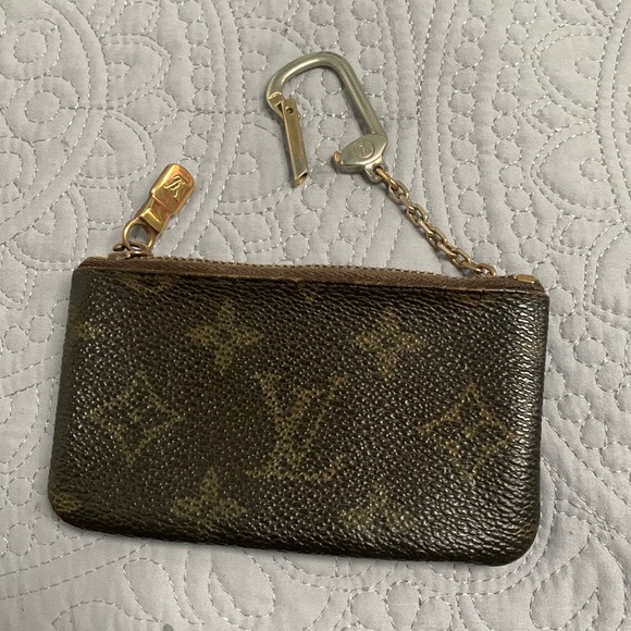 1992 Authentic Louis Vuitton key cles - broken zipper - Picture 15 of 16